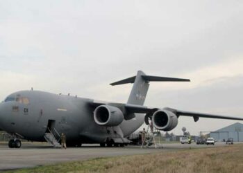 Un C-17 du SAC sur le tarmac de la BA 105 d'Evreux © Helen Chachaty/Le Journal de l'Aviation - Tous droits réservés