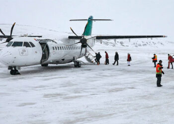 Un ATR 42-500 de First Air à Cape Dorset (Nunavut). Photo © First Air