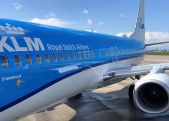 Un premier Boeing 737-800 de KLM est déjà équipé de l'IFC Viasat