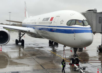 Les besoins en avions gros-porteurs des compagnies aériennes chinoises vont se faire inévitablement plus urgents au regard des possibilités de livraisons d'Airbus et Boeing. Ici un A350-900 d'Air China à Roissy CDG. Photo © Le Journal de l'Aviation - tous droits réservés