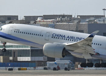 Un Airbus A350-900 de China Airlines au décollage de Los Angeles. Photo © Le Journal de l'Aviation - tous droits réservés